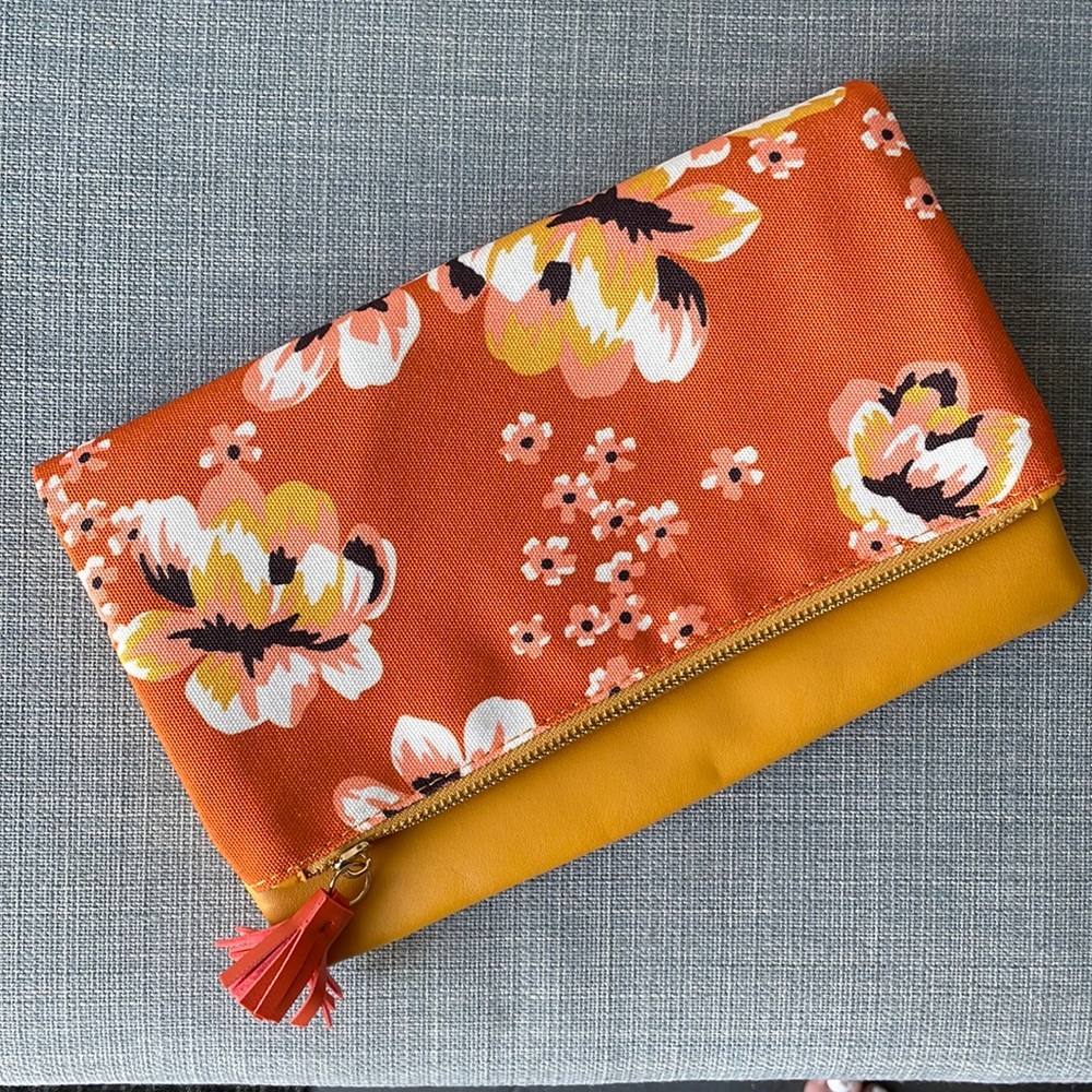 NWOT Rachel Pally Floral Clutch